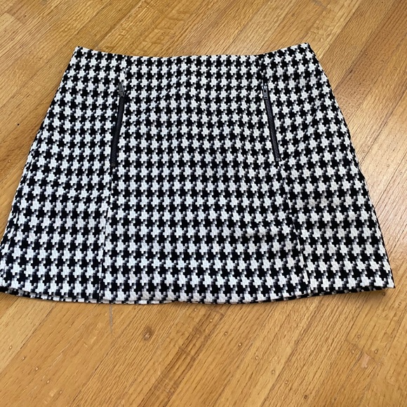 Topshop Checkered Mini Skirt - Picture 7 of 7
